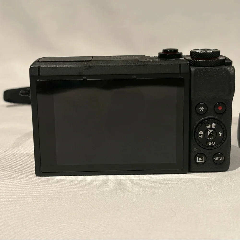 Canon G7 X PowerShot Mark III in Black